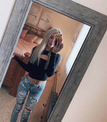 Full leaked Emilymichellejohnson private photo