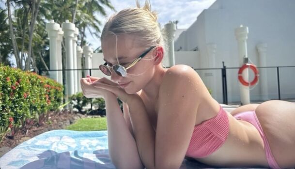 Full leaked Emilyrireland private photo
