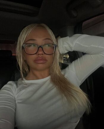 Full leaked Emilysmithh private photo