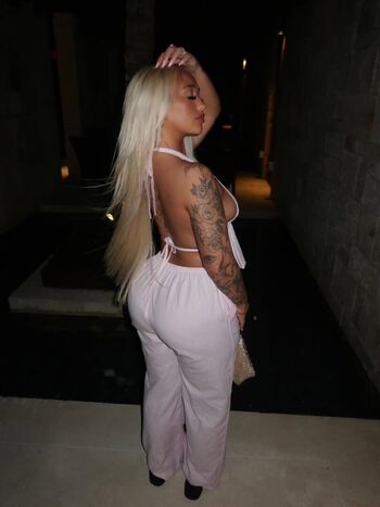 Full leaked Emilysmithh private photo