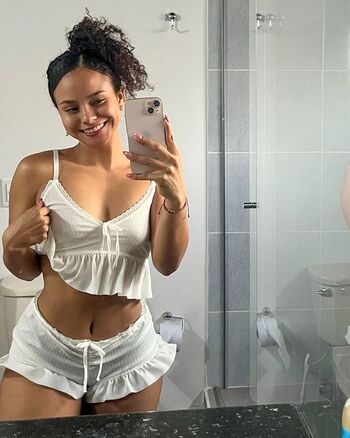 Full leaked Emilyssworld private photo