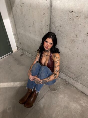 Full leaked Emilysullivan private photo