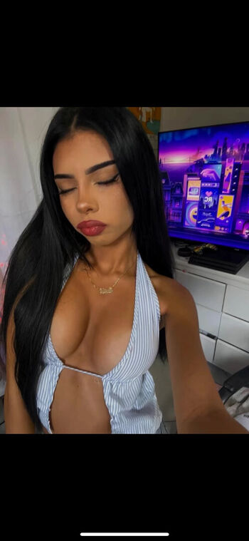 Full leaked Emilyxmay private photo