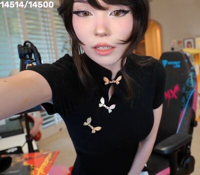 Full leaked Emiru  page private photo