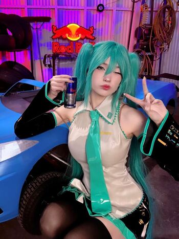 Full leaked Emiru private photo