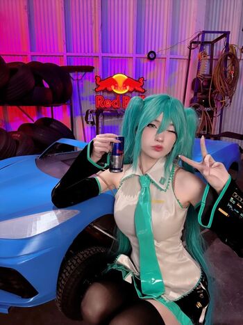 Full leaked Emiru private photo