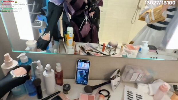 Full leaked Emiru page private photo