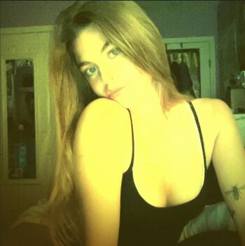 Full leaked Emma beardsley page private photo