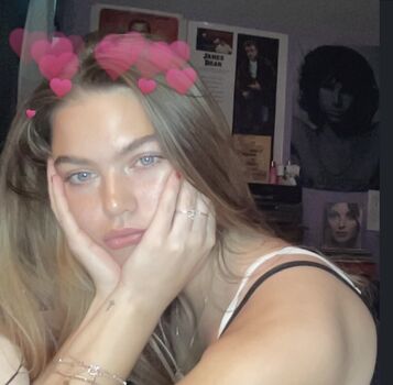 Full leaked Emma beardsley page private photo