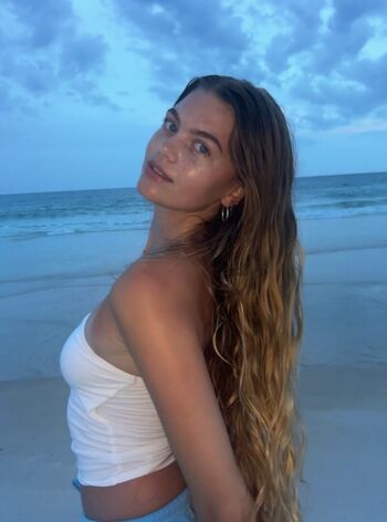 Full leaked Emma beardsley private photo