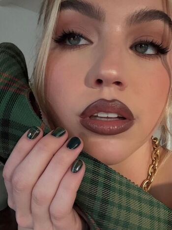 Full leaked Emma brooks private photo