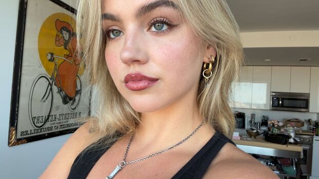 Full leaked Emma brooks private photo