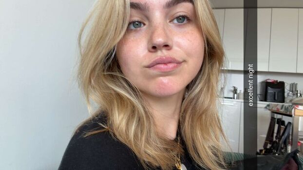Full leaked Emma brooks private photo