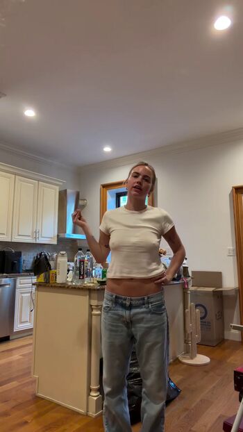 Full leaked Emma brooks private photo