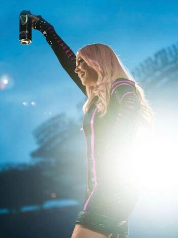 Full leaked Emma bunton private photo