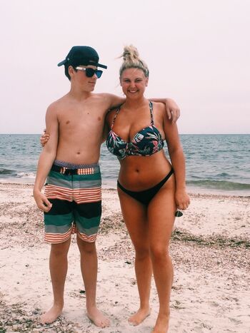 Full leaked Emma burzynski page private photo