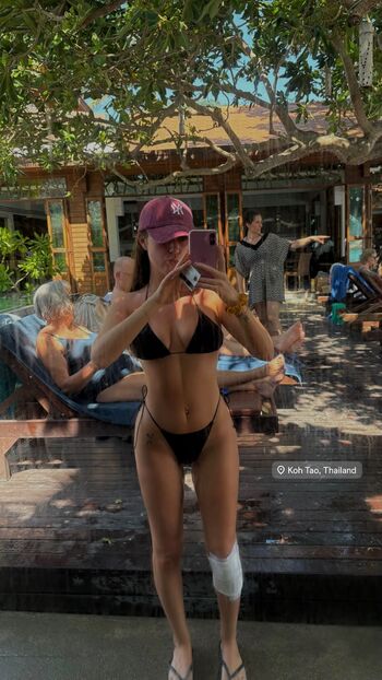 Full leaked Emma collins private photo