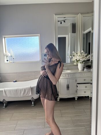 Full leaked Emma hix  page private photo