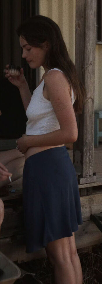 Full leaked Emma mackey private photo