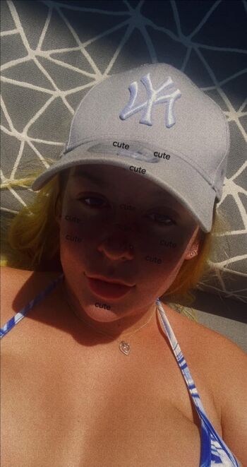Full leaked Emma richardson private photo