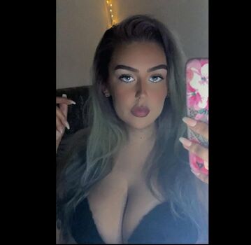 Full leaked Emma richardson private photo