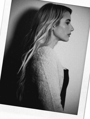 Emma Roberts