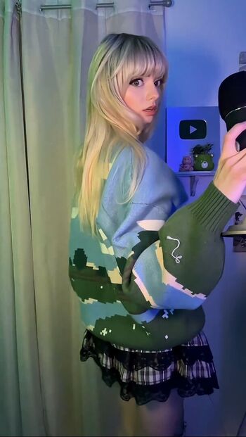 Full leaked Emma s myspace private photo