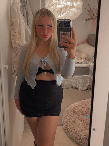Full leaked Emma solander private photo
