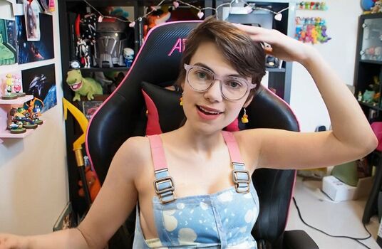 Full leaked Emma thorne private photo