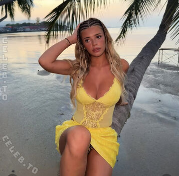 Full leaked Emmabourson private photo