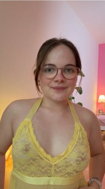 Full leaked Emmaclarkee private photo