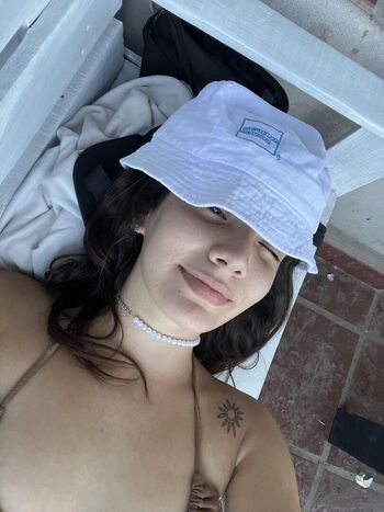 Full leaked Emmacutee private photo