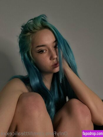 Full leaked Emmasnowww private photo