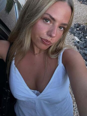 Full leaked Emmi butler private photo