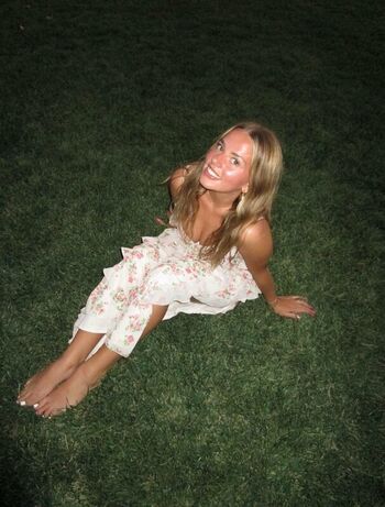 Full leaked Emmi butler private photo