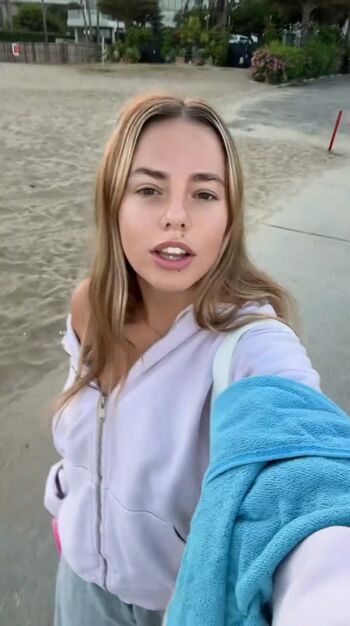 Full leaked Emmi butler private photo