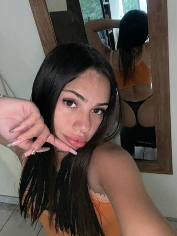Full leaked Emmibrown private photo