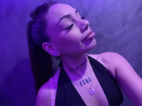 Full leaked Emmibrown private photo