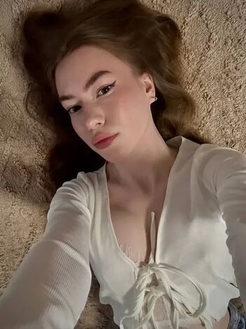 Full leaked Emmiellee private photo