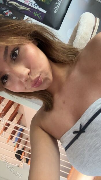 Full leaked Emmilovscats private photo