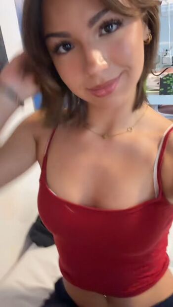 Full leaked Emmilovscats private photo