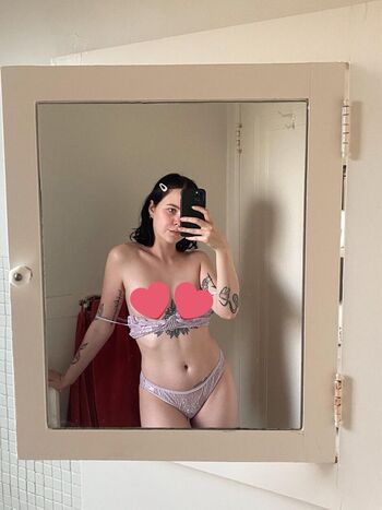 Full leaked Emmirosee private photo