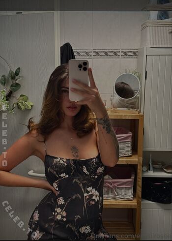 Full leaked Emmirosee private photo