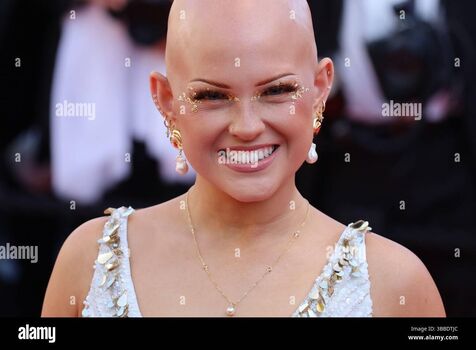 Full leaked Emmy combs private photo
