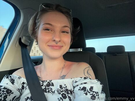 Full leaked Emmy vv private photo