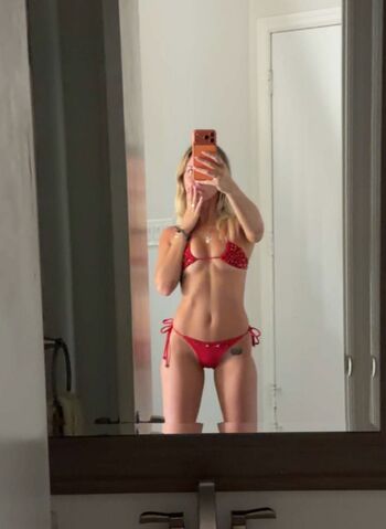 Full leaked Emmybunnyx private photo