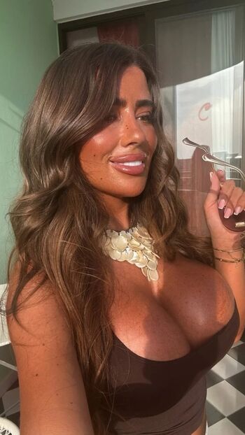 Full leaked Emmymxoxo private photo