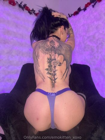 Full leaked Emokitten xoxo private photo