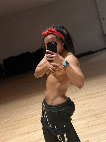Full leaked Emorie page private photo