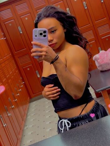 Full leaked Emorie private photo